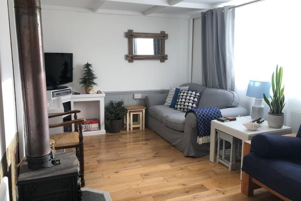 Dog Friendly Cottage 2 Mins To Beach With Hot Tub And Zappi Ev Lessingham 외부 사진