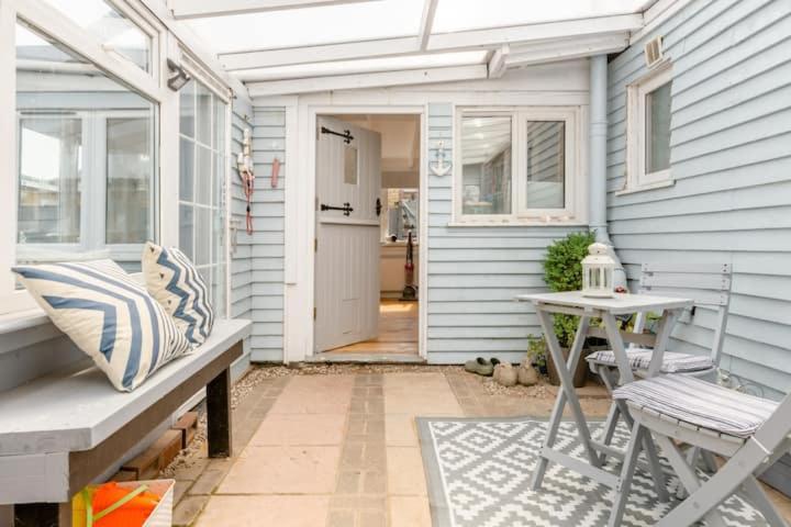 Dog Friendly Cottage 2 Mins To Beach With Hot Tub And Zappi Ev Lessingham 외부 사진