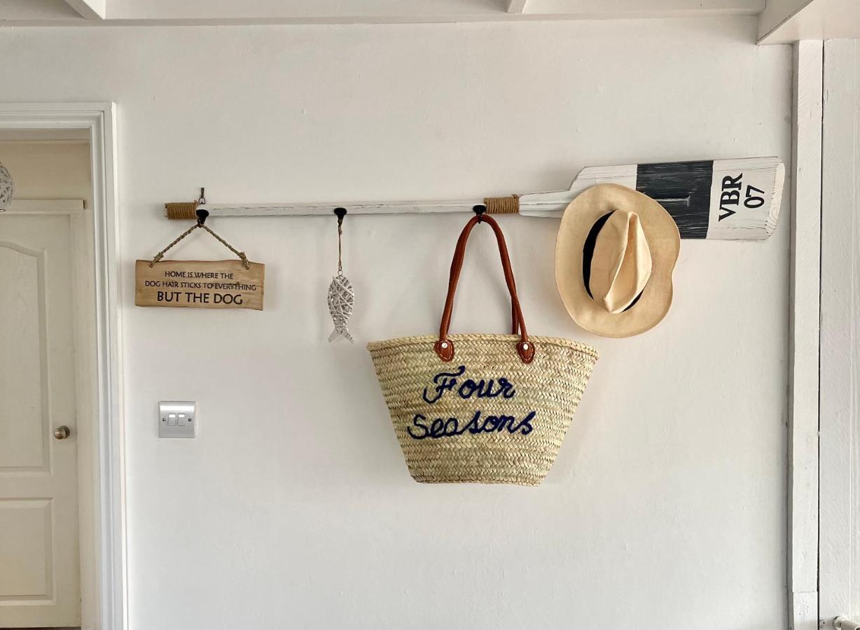 Dog Friendly Cottage 2 Mins To Beach With Hot Tub And Zappi Ev Lessingham 외부 사진